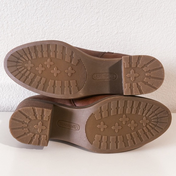 Baretraps Covina Block Heel Brown Bootie Size 7.5 - Picture 9 of 10